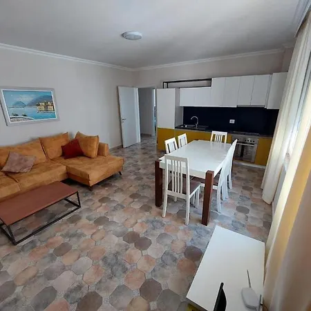Holiday Home Sakes